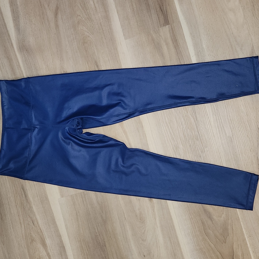 Women’s Zyia active blue metallic faux leather leggings Size 6-8